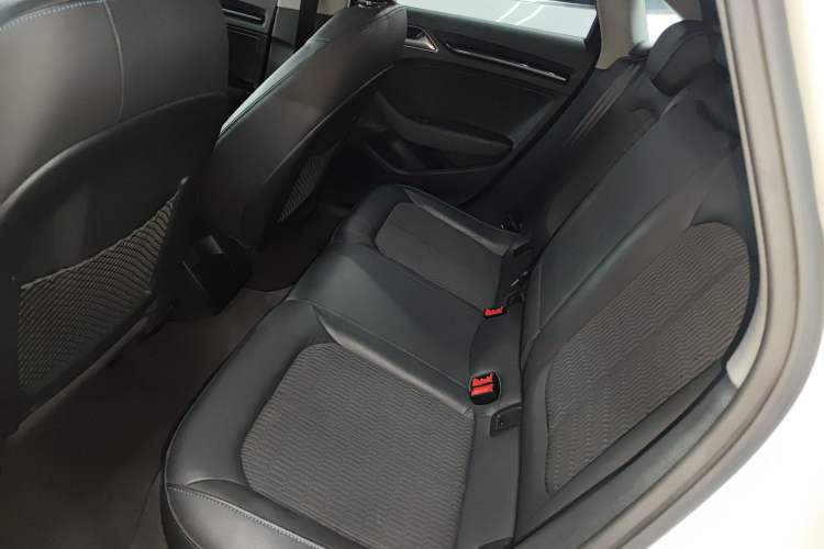 Used Audi A3 2020 Limousine 35 TFSI Fashion Edition China VI Emission Standard Left Rear Seat