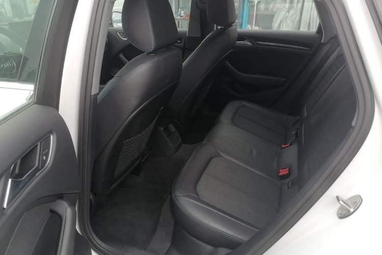 Used Audi A3 2020 Limousine 35 TFSI Fashion Edition China VI Emission Standard Left Rear Seat