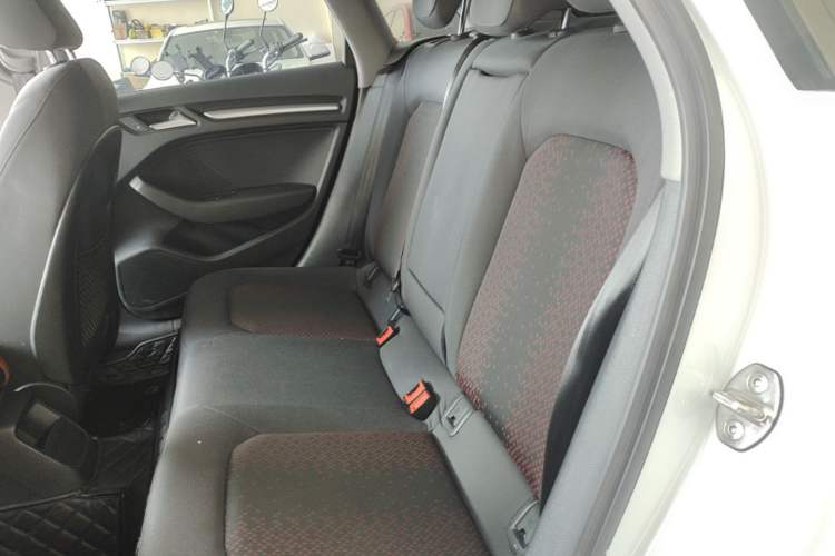 Used Audi A3 2020 Restyled Sportback 35 TFSI Entry-Level China VI Emission Standard Left Rear Seat
