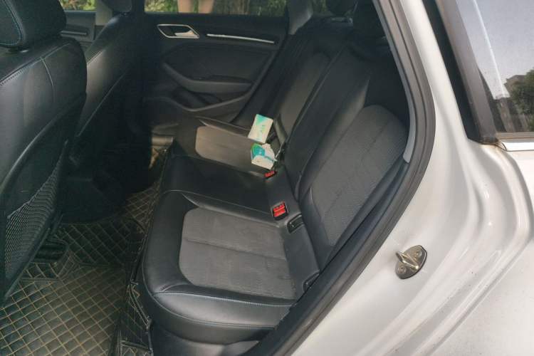 Used Audi A3 2020 Sportback 35 TFSI Fashion Edition China VI Emission Standard Left Rear Seat