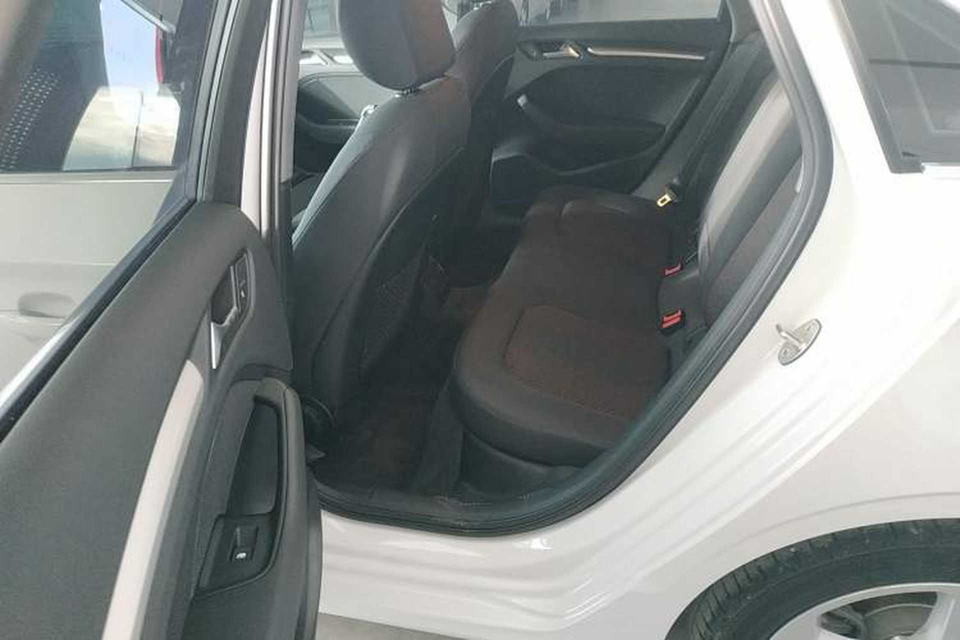 Used Audi A3 2020 Limousine 35 TFSI Ambition China VI Left Rear Seat