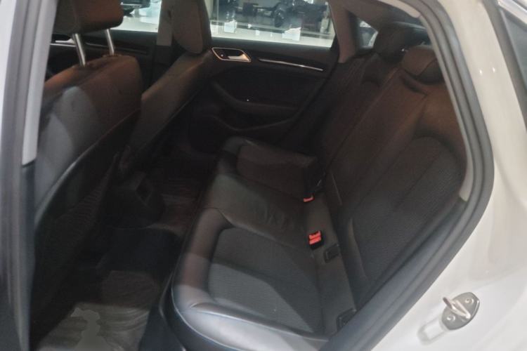 Used Audi A3 2020 Limousine 35 TFSI Fashion Edition China VI Emission Standard Left Rear Seat
