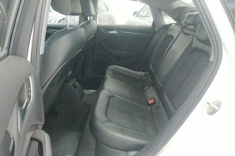 Used Audi A3 2020 Limousine 35 TFSI Fashion Edition China VI Emission Standard Left Rear Seat