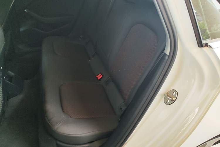 Used Audi A3 2020 Limousine 35 TFSI Ambition China VI Left Rear Seat