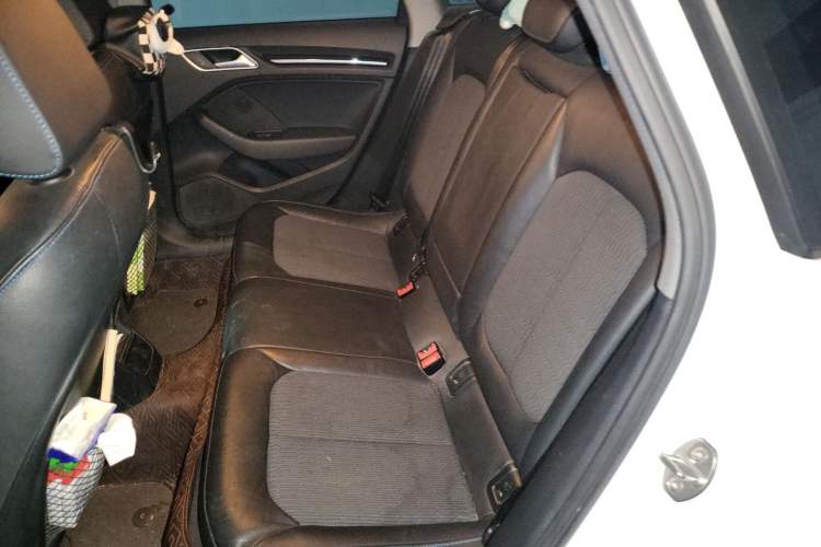 Used Audi A3 2020 Sportback 35 TFSI Fashion Edition China VI Emission Standard Left Rear Seat