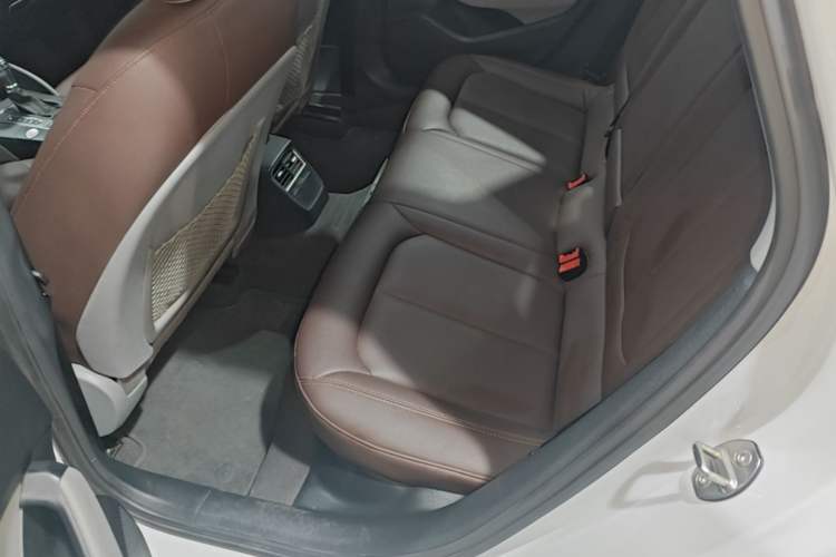 Used Audi A3 2020 Limousine 35 TFSI Fashion Edition China VI Emission Standard Left Rear Seat