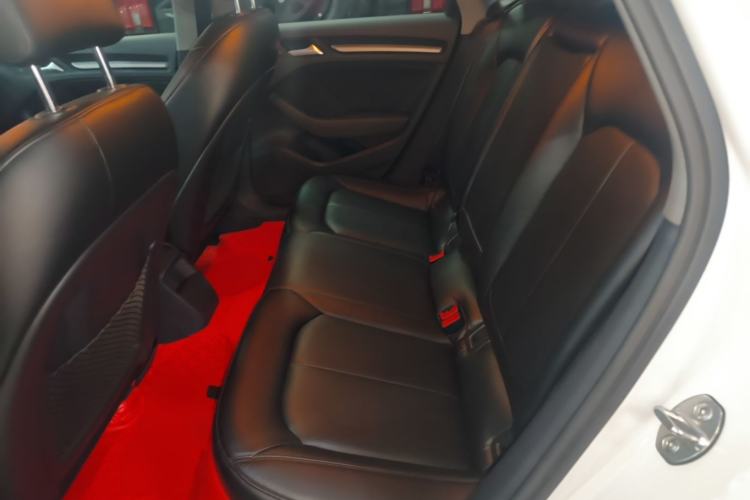 Used Audi A3 2020 Limousine 35 TFSI Ambition China VI Left Rear Seat