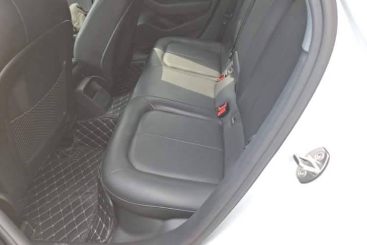 Used Audi A3 2020 Limousine 35 TFSI Fashion Edition China VI Emission Standard Left Rear Seat