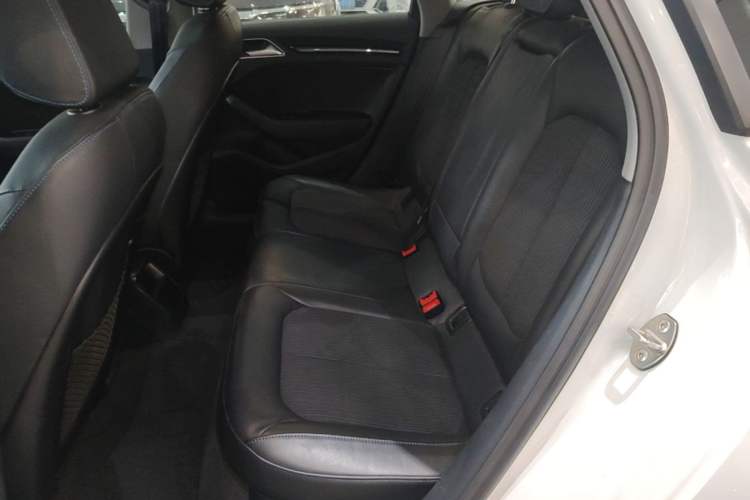 Used Audi A3 2020 Sportback 35 TFSI Fashion Edition China VI Emission Standard Left Rear Seat