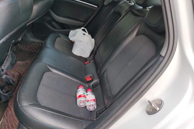 Used Audi A3 2020 Limousine 35 TFSI Fashion Edition China VI Emission Standard Left Rear Seat