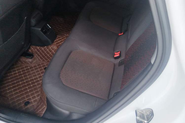 Used Audi A3 2020 Limousine 35 TFSI Ambition China VI Left Rear Seat