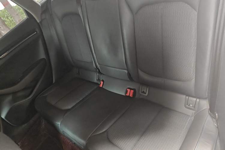 Used Audi A3 2020 Sportback 35 TFSI Fashion Edition China VI Emission Standard Left Rear Seat