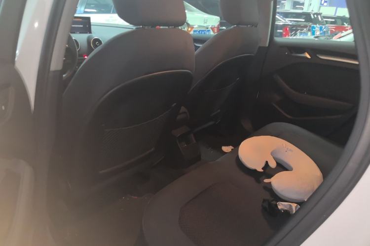 Used Audi A3 2020 Restyled Sportback 35 TFSI Entry-Level China VI Emission Standard Left Rear Seat