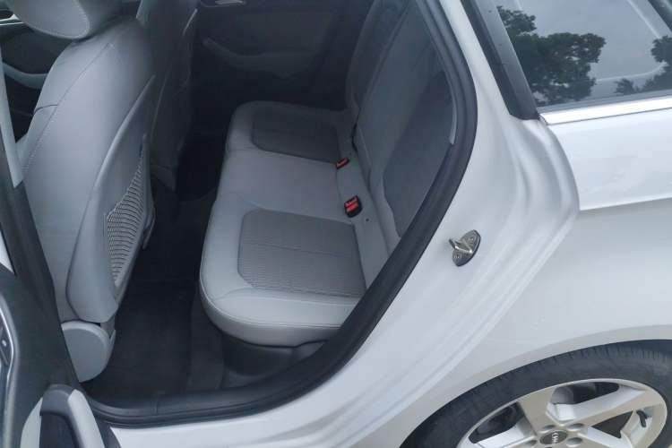 Used Audi A3 2020 Sportback 35 TFSI Fashion Edition China VI Emission Standard Left Rear Seat