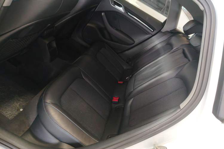 Used Audi A3 2020 Sportback 35 TFSI Fashion Edition China VI Emission Standard Left Rear Seat