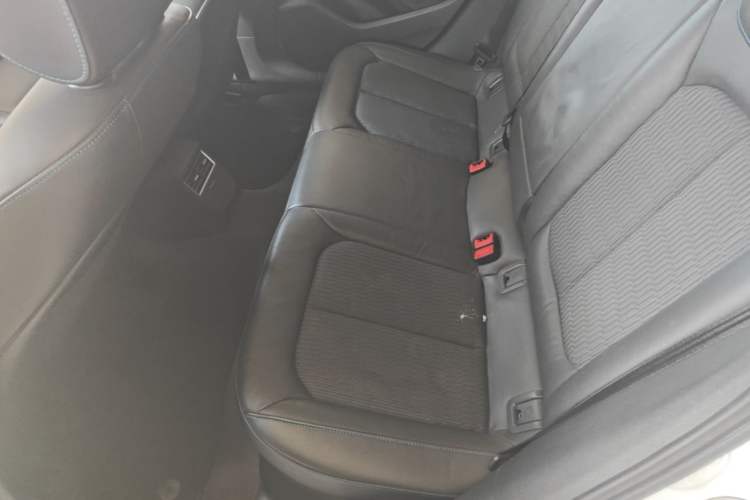 Used Audi A3 2020 Limousine 35 TFSI Fashion Edition China VI Emission Standard Left Rear Seat