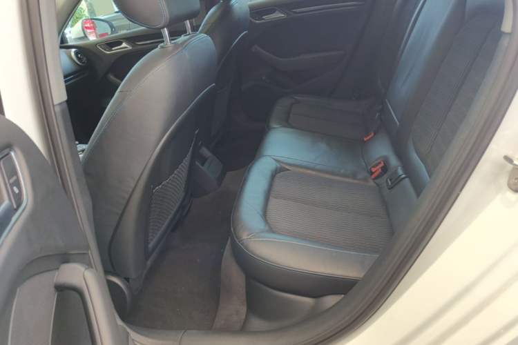 Used Audi A3 2020 Limousine 35 TFSI Fashion Edition China VI Emission Standard Left Rear Seat