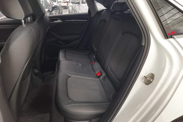 Used Audi A3 2020 Limousine 35 TFSI Fashion Edition China VI Emission Standard Left Rear Seat