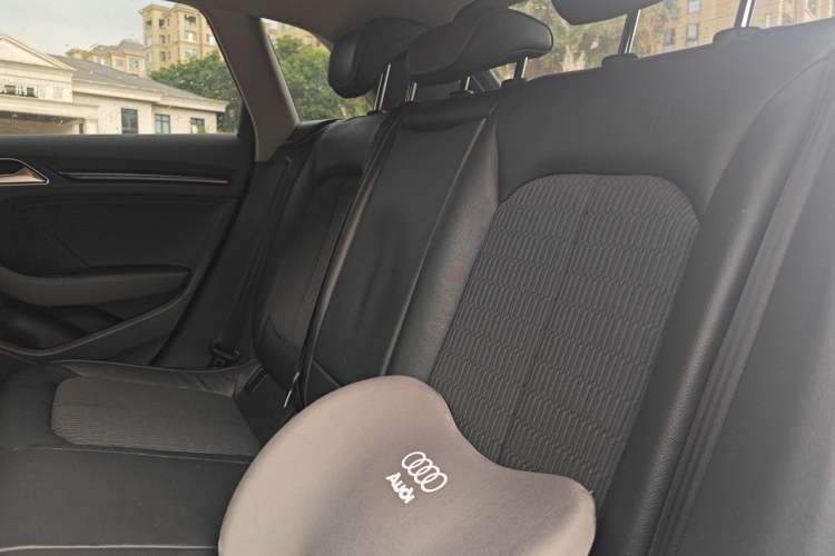 Used Audi A3 2020 Sportback 35 TFSI Fashion Edition China VI Emission Standard Left Rear Seat