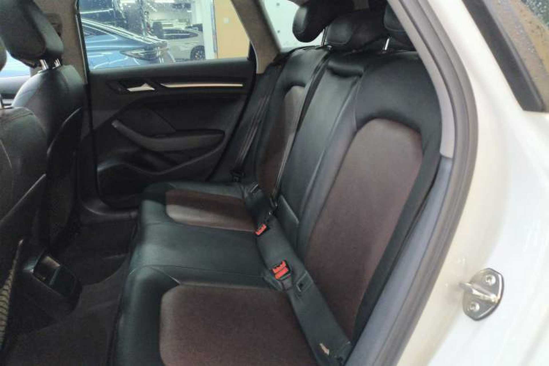 Used Audi A3 2020 Restyled Sportback 35 TFSI Entry-Level China VI Emission Standard Left Rear Seat