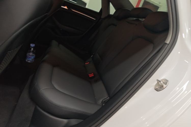Used Audi A3 2020 Limousine 35 TFSI Ambition China VI Left Rear Seat