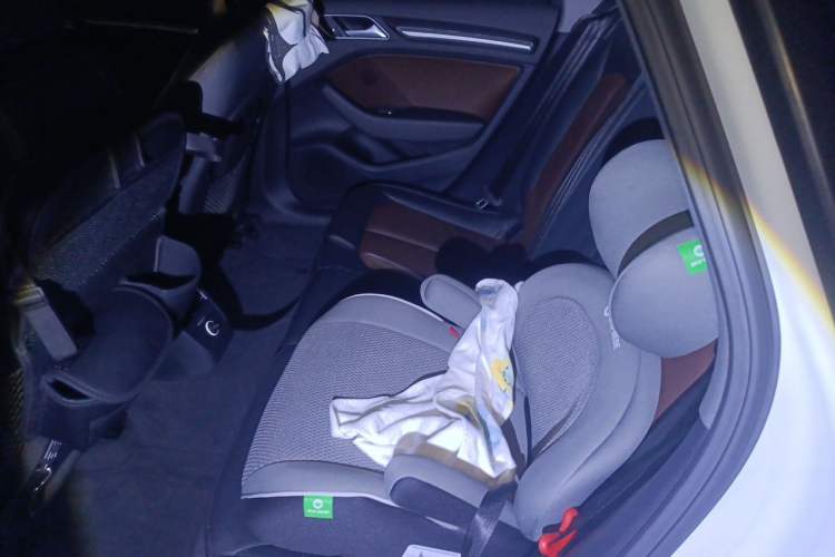 Used Audi A3 2020 Sportback 35 TFSI Style Edition China VI Emission Standard Left Rear Seat