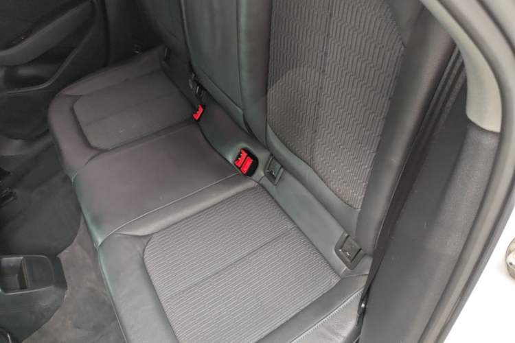 Used Audi A3 2020 Limousine 35 TFSI Fashion Edition China VI Emission Standard Left Rear Seat