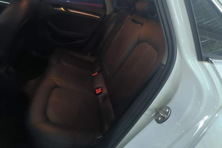 Used Audi A3 2020 Limousine 35 TFSI Ambition China VI Left Rear Seat