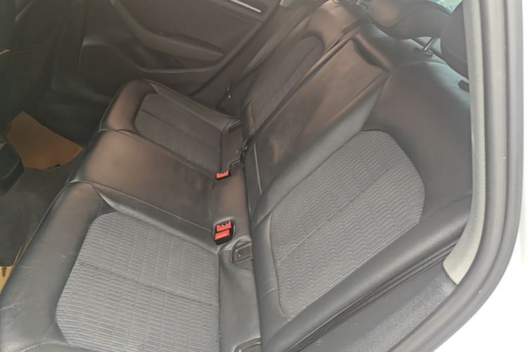 Used Audi A3 2020 Limousine 35 TFSI Fashion Edition China VI Emission Standard Left Rear Seat