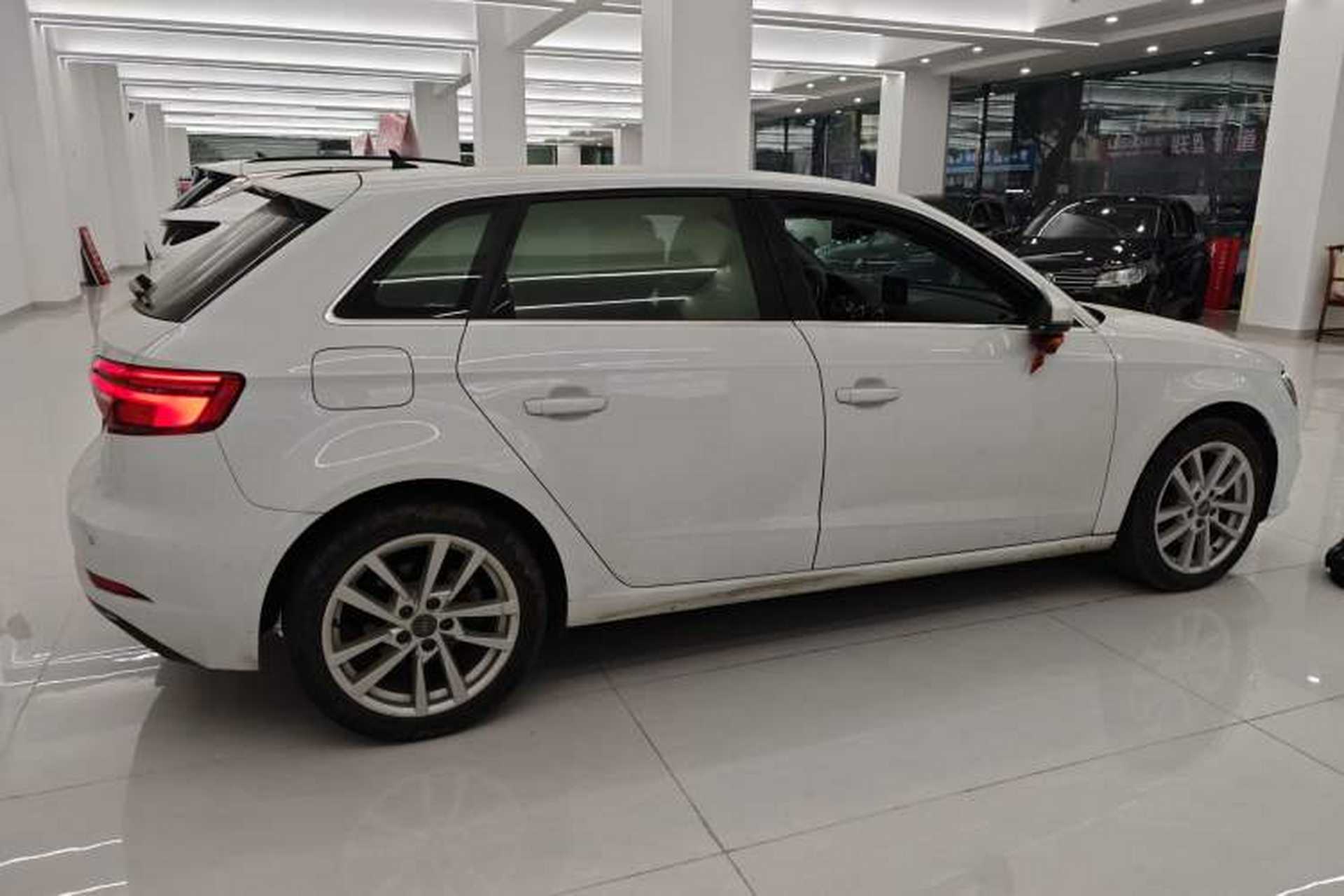 Used Audi A3 2020 Sportback 35 TFSI Ambition China VI Left Side