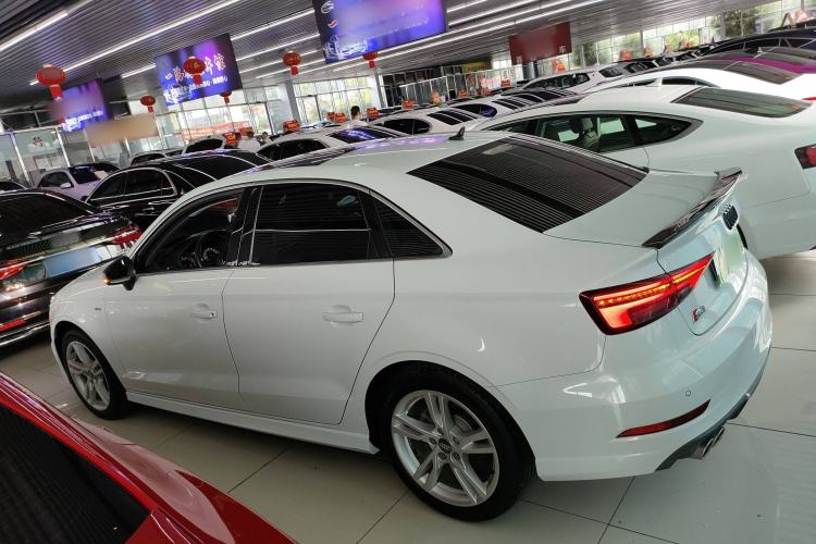 Used Audi A3 2020 Limousine 35 TFSI Fashion Edition China VI Emission Standard Left Side