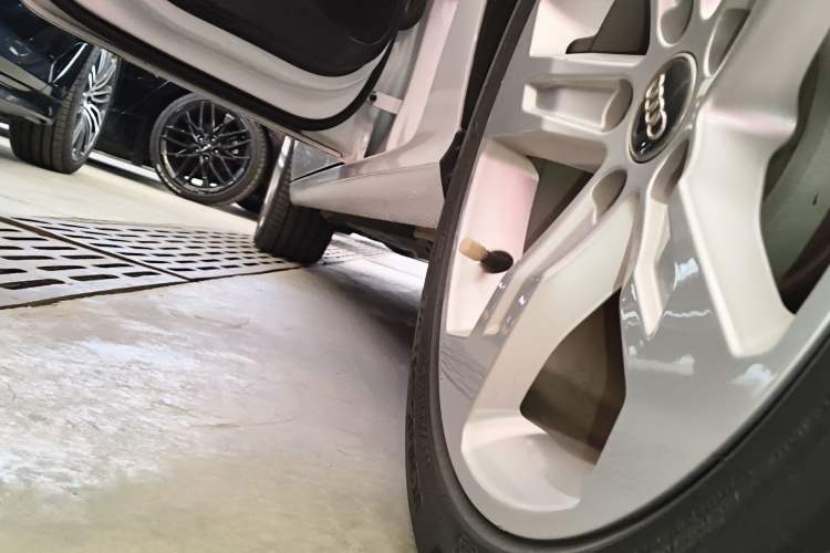 Used Audi A3 2020 Limousine 35 TFSI Ambition China VI Left Side Sill