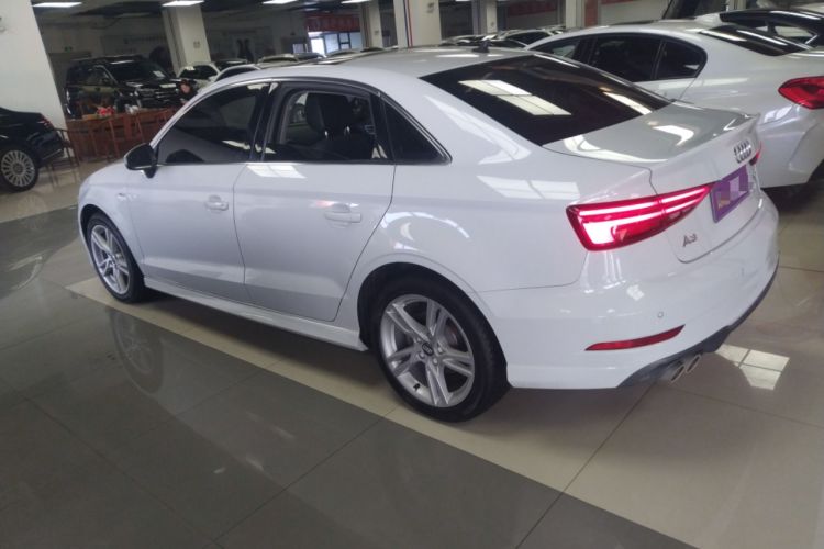 Used Audi A3 2020 Limousine 35 TFSI Fashion Edition China VI Emission Standard Left Side