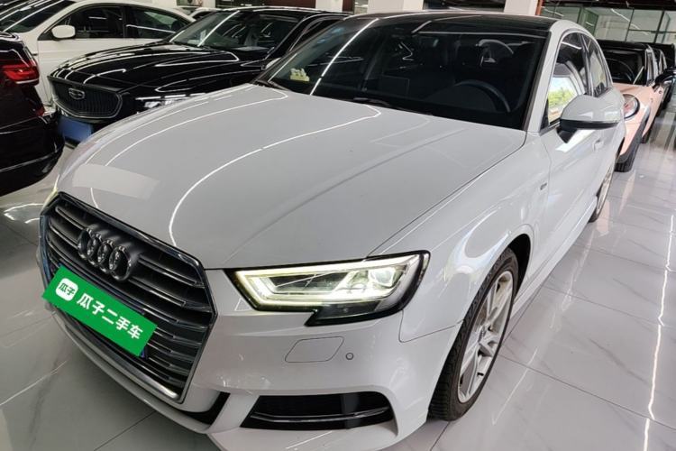 Used Audi A3 2020 Limousine 35 TFSI Fashion Edition China VI Emission Standard Guazi used car, China used car export, Used car for sale, Used  cars, Cheapest cars for sale