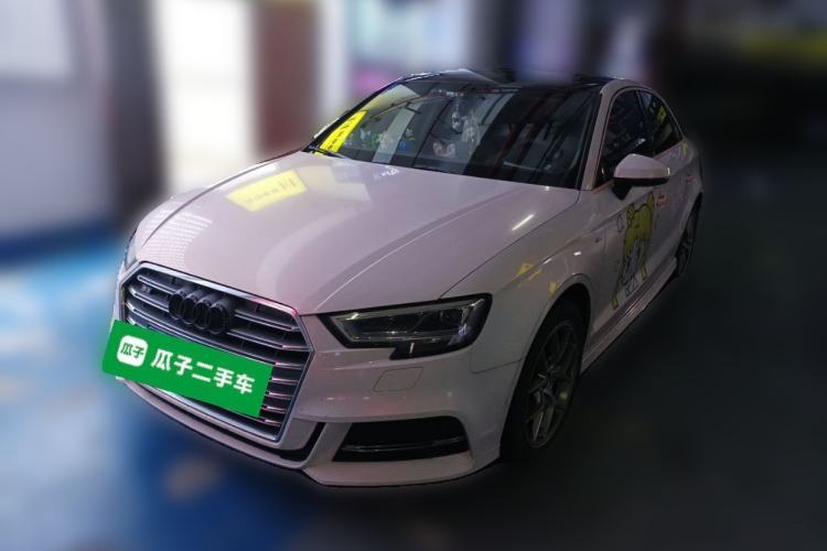 Used Audi A3 2020 Limousine 35 TFSI Fashion Edition China VI Emission Standard Guazi used car, China used car export, Used car for sale, Used cars, Cheapest cars for sale