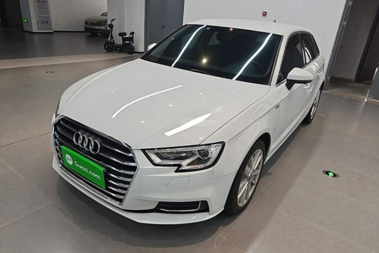 Used Audi A3 2020 Sportback 35 TFSI Ambition China VI Guazi used car, China used car export, Used car for sale, Used  cars, Cheapest cars for sale