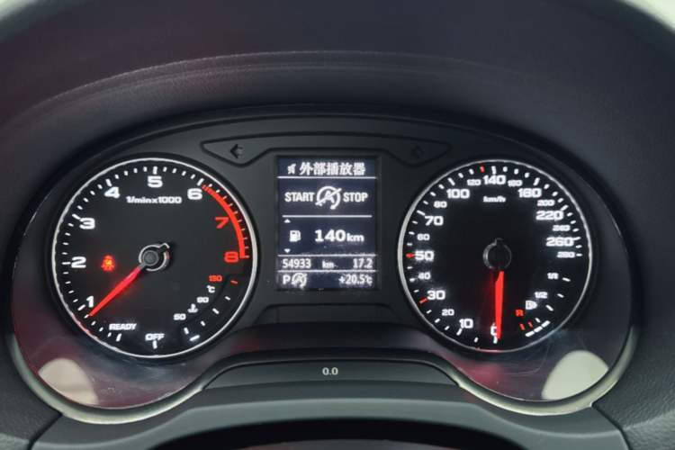 Used Audi A3 2020 Restyled Sportback 35 TFSI Entry-Level China VI Emission Standard Odometer Close Up
