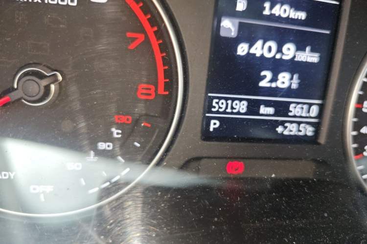 Used Audi A3 2020 Limousine 35 TFSI Fashion Edition China VI Emission Standard Odometer Close Up