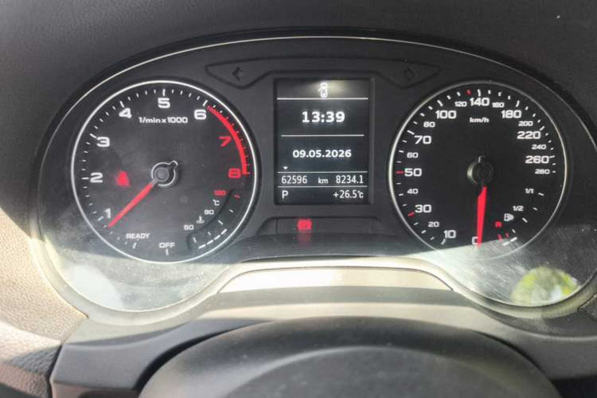 Used Audi A3 2020 Limousine 35 TFSI Fashion Edition China VI Emission Standard Odometer Close Up