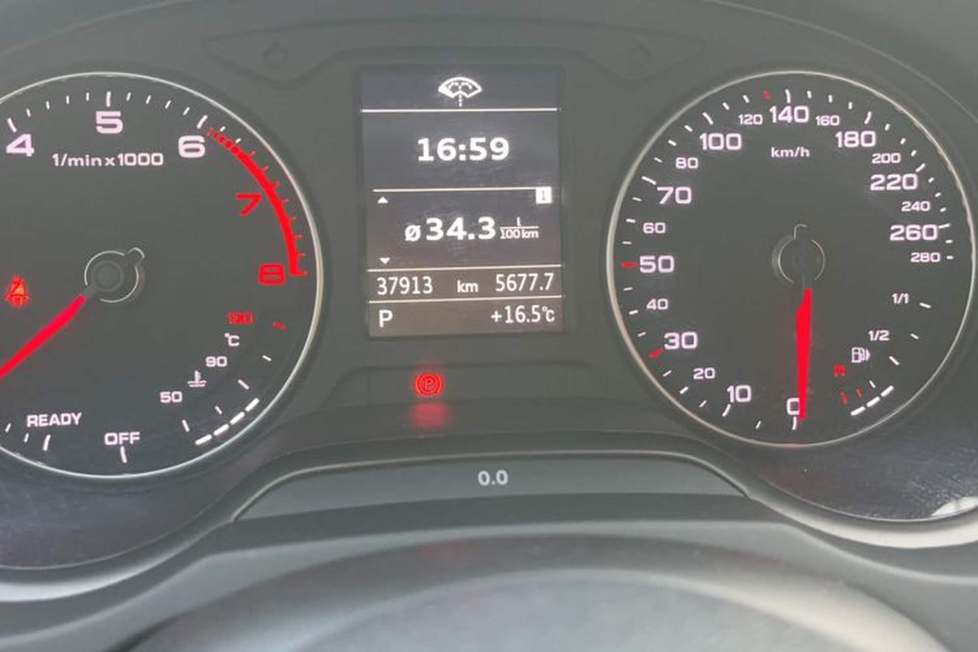 Used Audi A3 2020 Sportback 35 TFSI Fashion Edition China VI Emission Standard Odometer Close Up