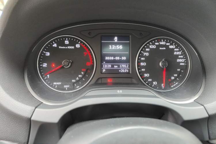 Used Audi A3 2020 Sportback 35 TFSI Sporty Model China VI Odometer Close Up