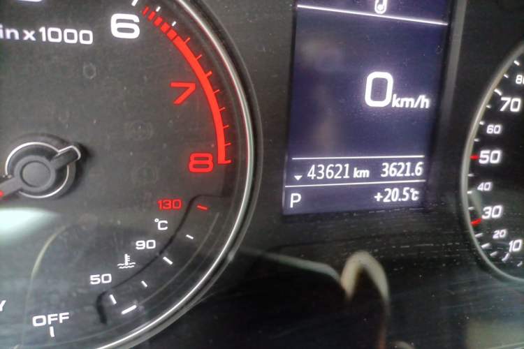 Used Audi A3 2020 Sportback 35 TFSI Fashion Edition China VI Emission Standard Odometer Close Up