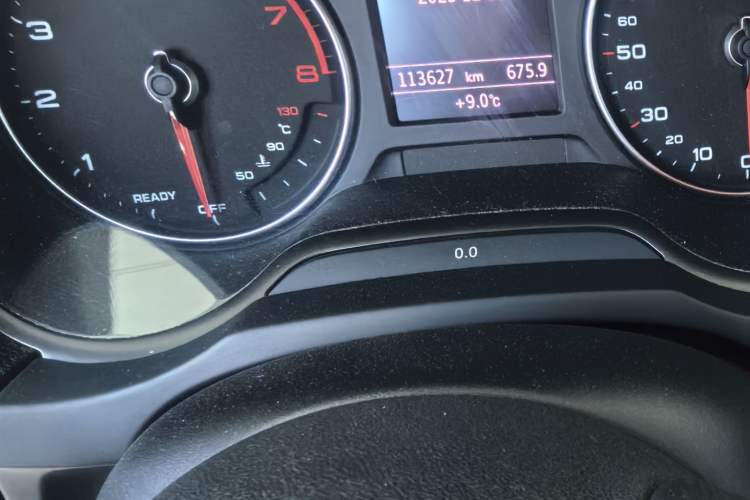 Used Audi A3 2020 Limousine 35 TFSI Ambition China VI Odometer Close Up