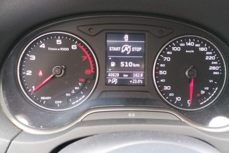 Used Audi A3 2020 Sportback 35 TFSI Fashion Edition China VI Emission Standard Odometer Close Up