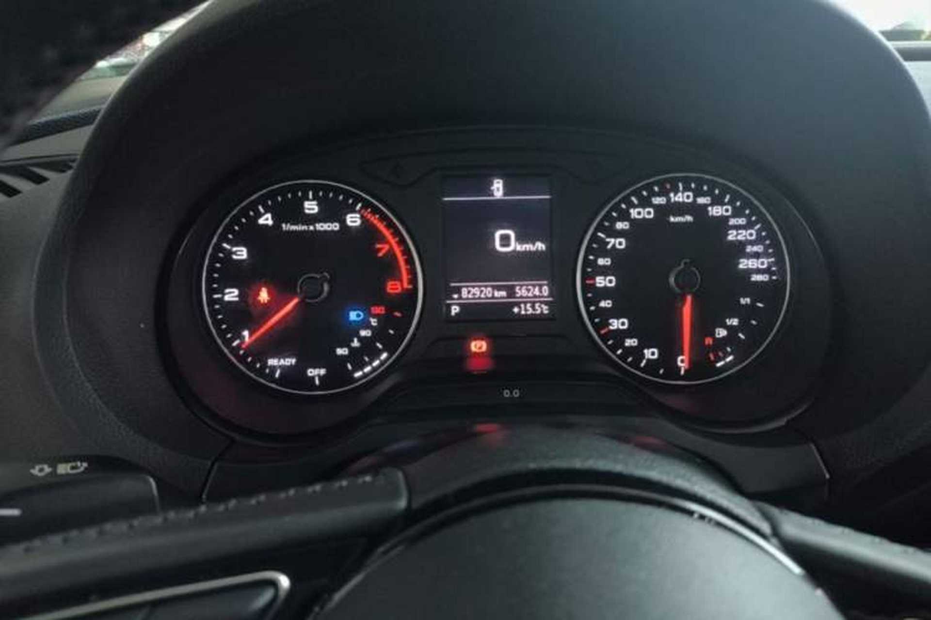 Used Audi A3 2020 Limousine 35 TFSI Sporty Version China VI Odometer Close Up
