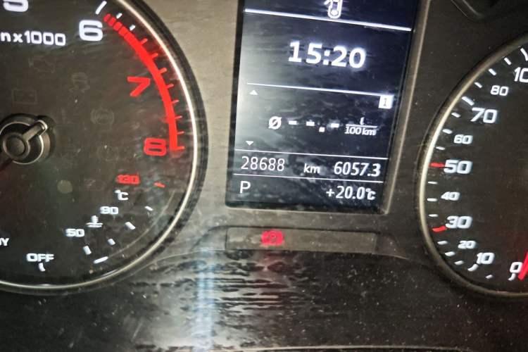 Used Audi A3 2020 Restyled Sportback 35 TFSI Entry-Level China VI Emission Standard Odometer Close Up