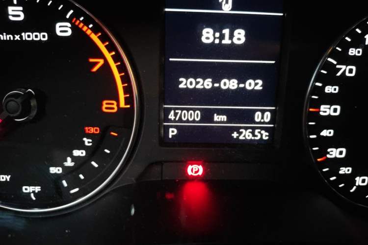 Used Audi A3 2020 Sportback 35 TFSI Ambition China VI Odometer Close Up