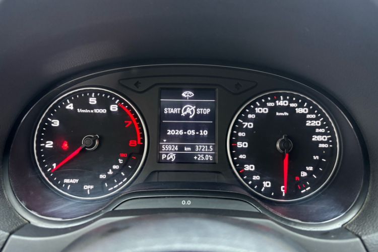 Used Audi A3 2020 Limousine 35 TFSI Ambition China VI Odometer Close Up