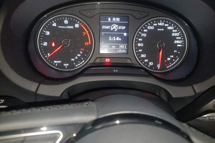 Used Audi A3 2020 Sportback 35 TFSI Style Edition China VI Emission Standard Odometer Close Up