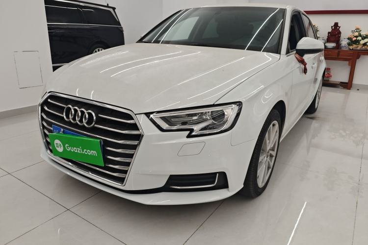 Used Audi A3 2020 Sportback 35 TFSI Ambition China VI Guazi used car, China used car export, Used car for sale, Used  cars, Cheapest cars for sale
